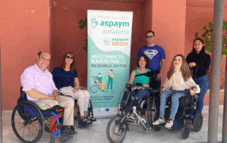 Personas voluntarias de ASPAYM INNOVA reunidas en Sevilla para compartir experiencias