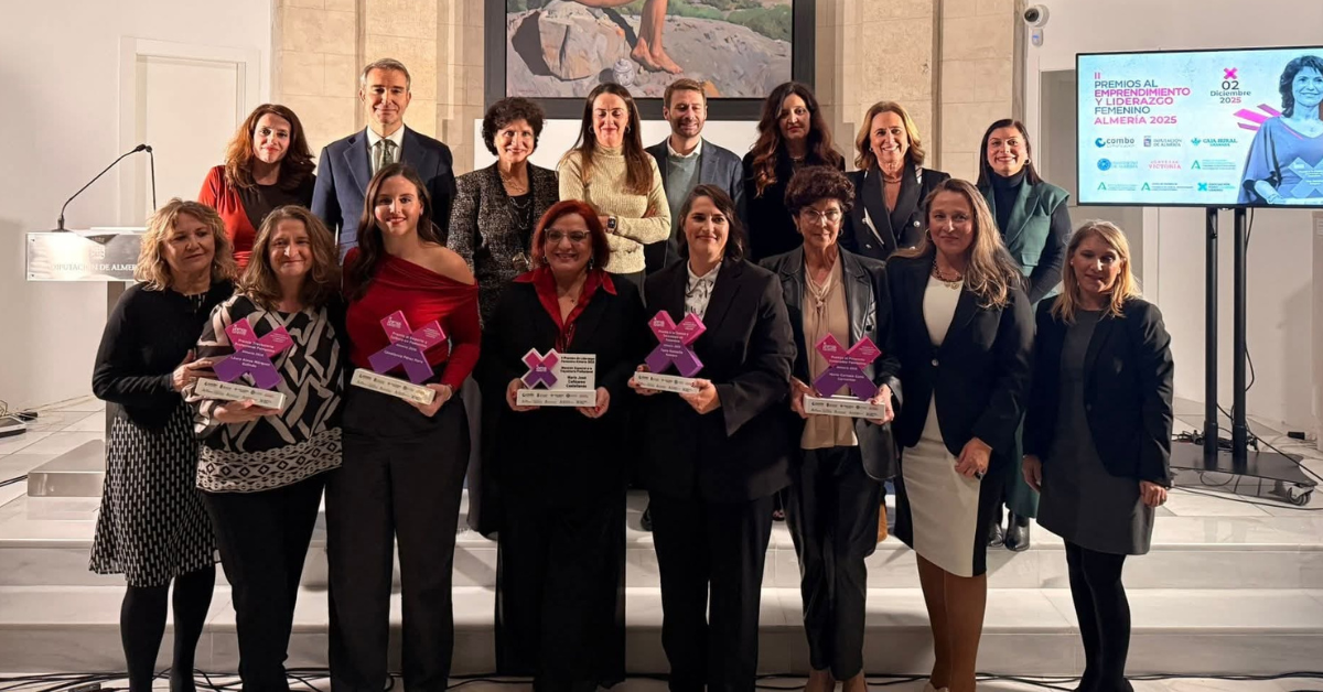 Laura Ainoa Márquez trayectoria profesional ASPAYM Andalucía