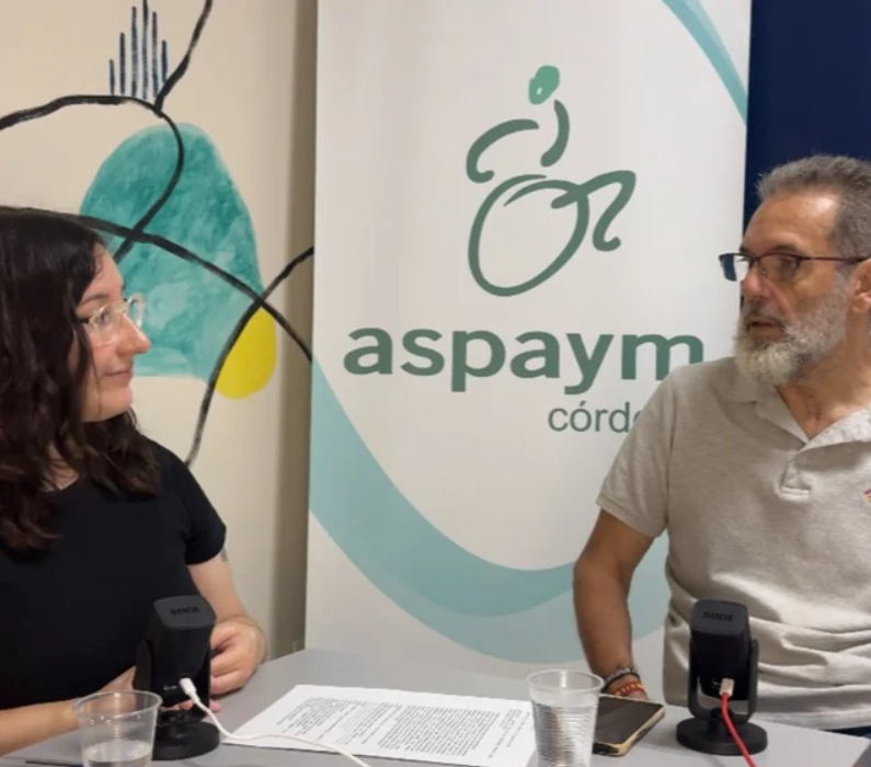 Manuel Castaño durante el podcast Voces con cuerpo de ASPAYM Córdoba